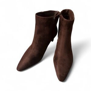 Chic Brown Suede Ankle Boots